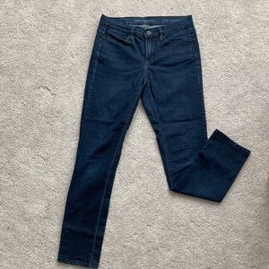 Calvin Klein Size 2 Dark Wash Skinny Jeans